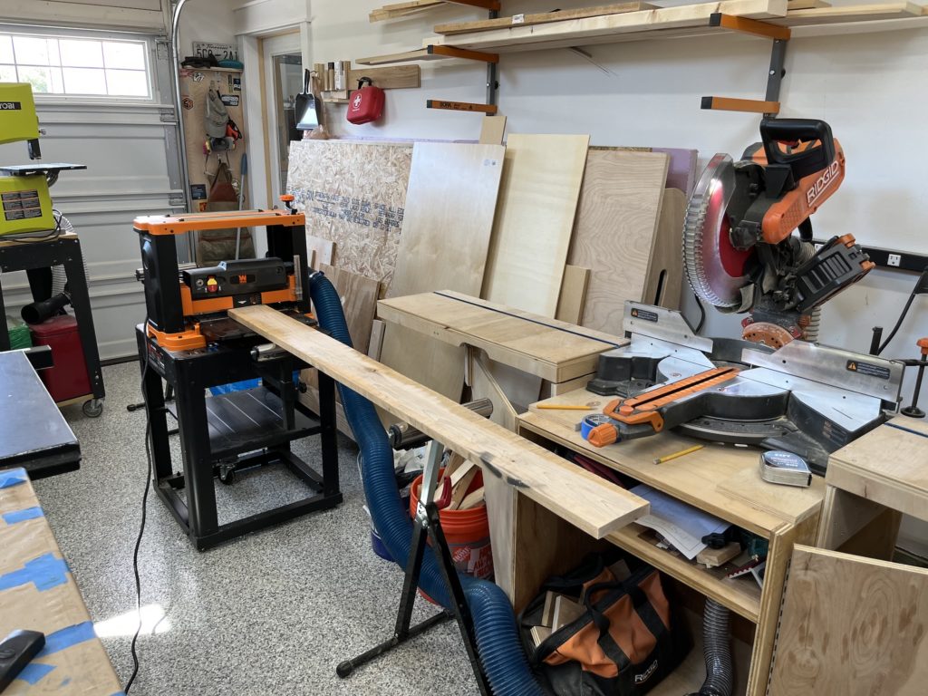 A 6"x1" rough sawn maple board on the planar.